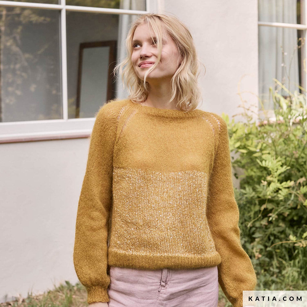 Katia Silky Mohair 104 Licht grijs - Patroon breien haken dames trui herfst winter katia — gemaakt met Katia Silky Mohair (8)