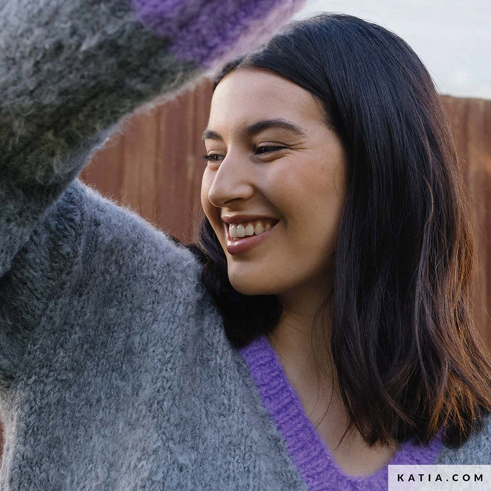 Katia WOW - Fluffy 082 Donker grijs - Patroon breien haken dames trui herfst winter katia — gemaakt met Katia WOW - Fluffy (7)