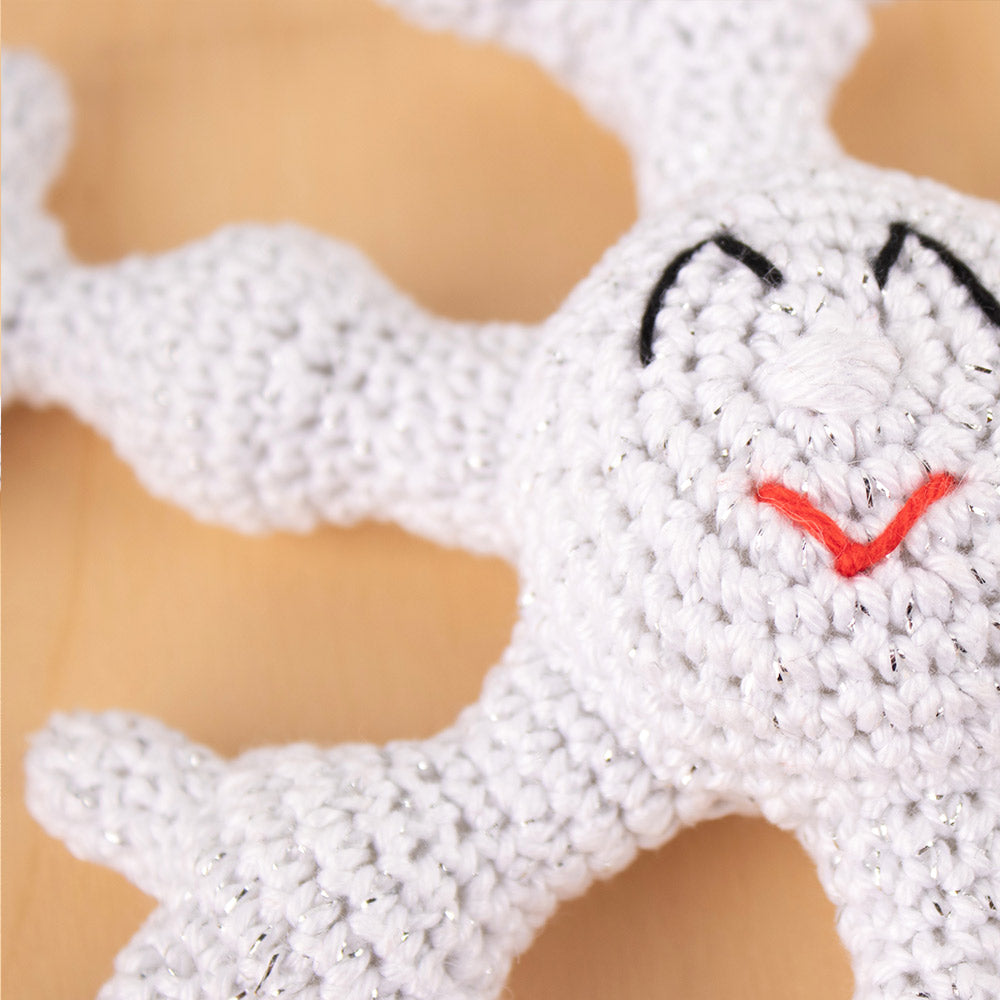 Amigurumi snowflake — gemaakt met Kerst: Sneeuwvlok Haakpakket - Inclusief Digitaal Patroon (2)