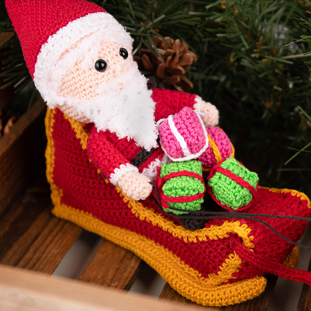 Santa claus with reindeer — gemaakt met Kerstman Arreslee Haakpakket (3)