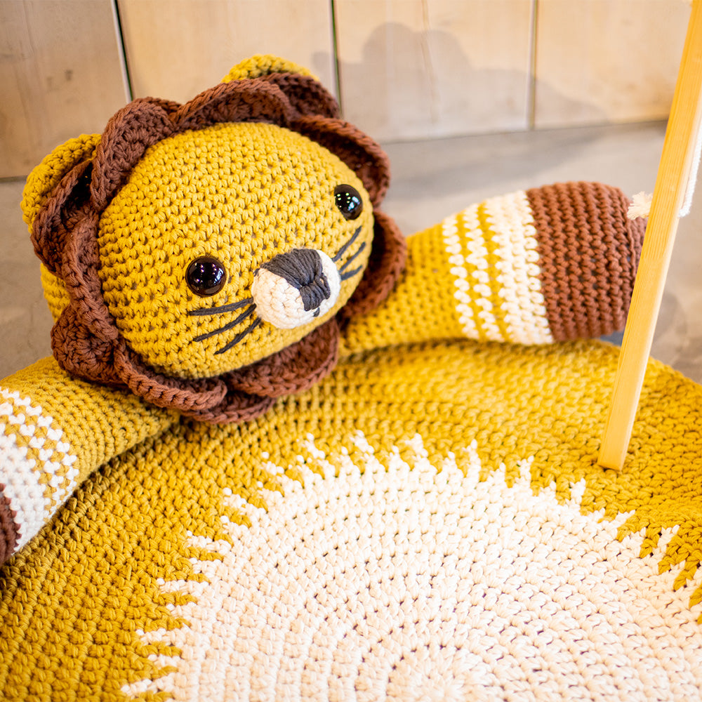 Knuffelkleed — gemaakt met Knuffelkleed Leeuw Haakpakket