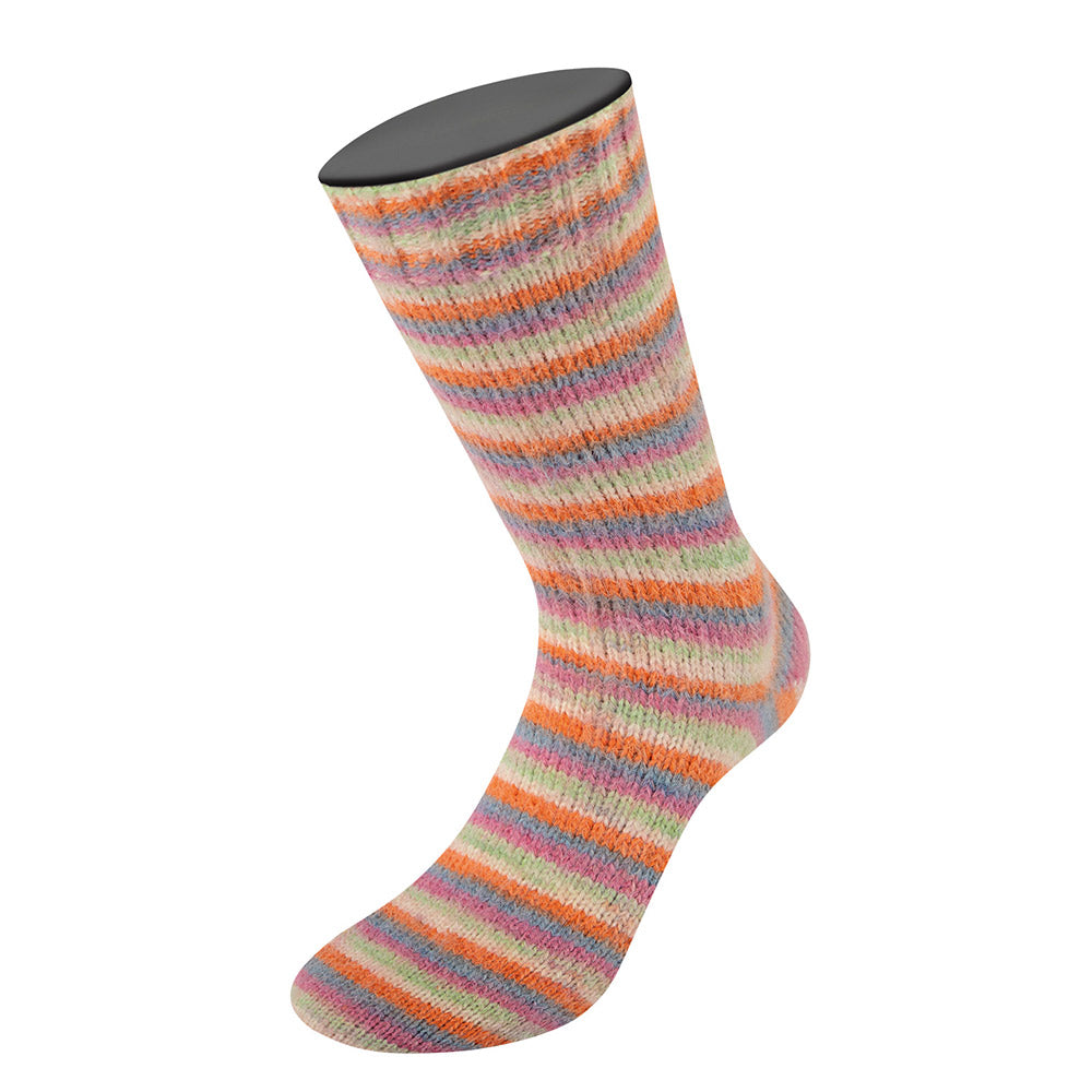Meilenweit cosy socks multi stripes lana grossa — gemaakt met Lana Grossa Cosy Socks Multi Stripes (2) - Lana Grossa Cosy Socks Multi Stripes 154 Donkergrijs/Grijsblauw/Fuchsia/Lichtgroen/Crème/Oranje