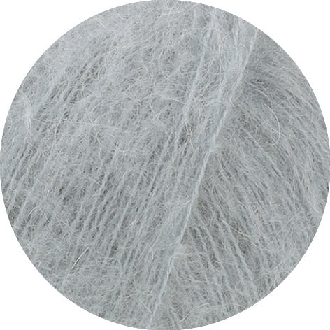 Detailfoto van Lana Grossa Filo Di Gio Azuurblauw met luchtige vezelstructuur - Lana Grossa Filo Di Gio 010 Azuurblauw