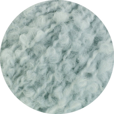 Lana Grossa Orsetto 0001 Witblauw - detailfoto van de draad en zachte boucléstructuur