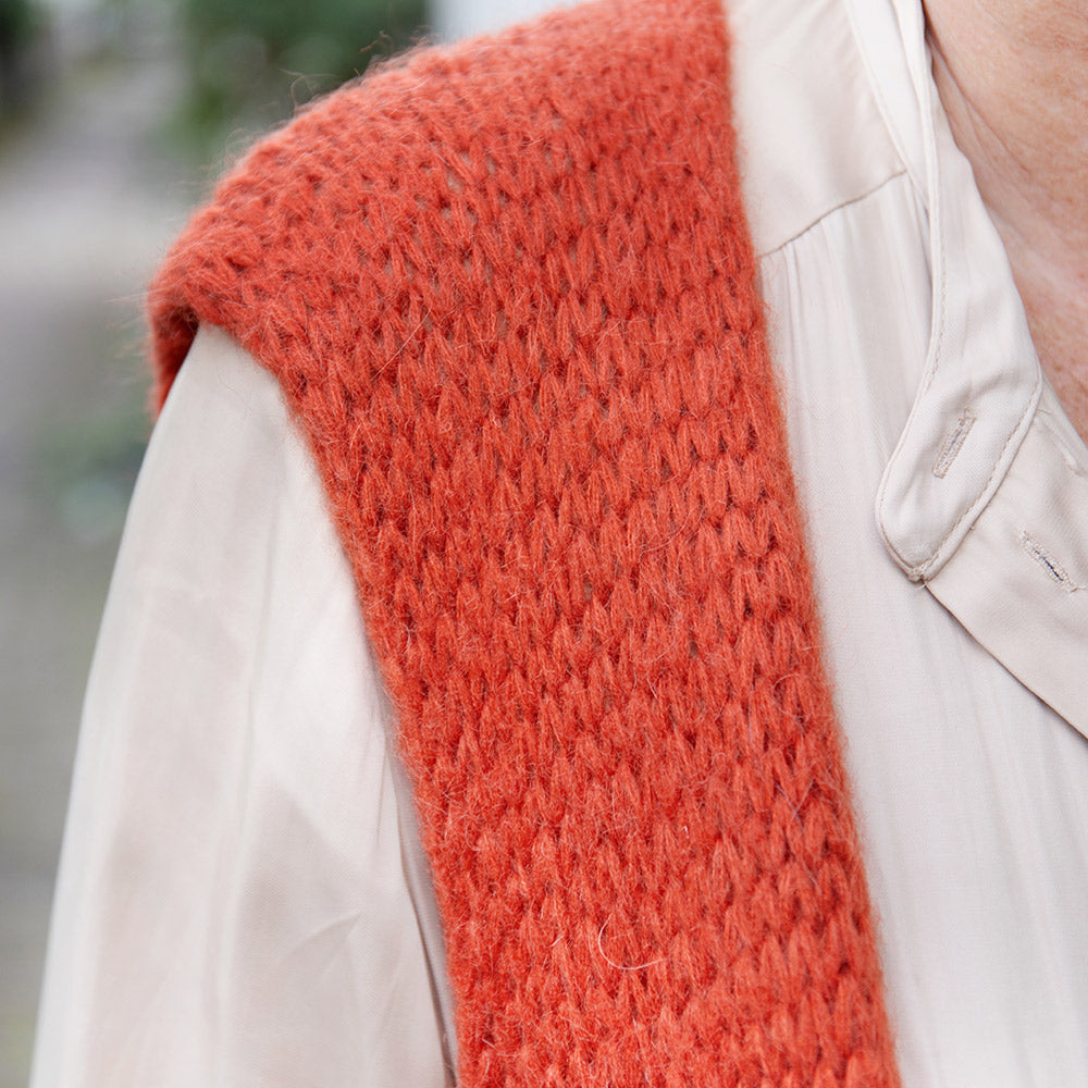 Lang vest zonder mouw — gemaakt met Lang Vest Zonder Mouw Breipakket Elegant