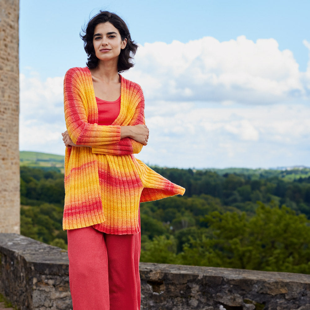 Glow — sfeerbeeld met Lang Yarns Glow (12)