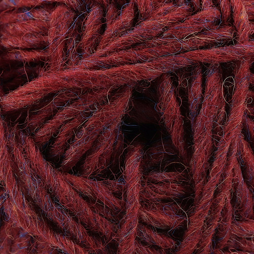 Istex Lopi Alafosslopi 9962 Ruby Red - detail van het garen