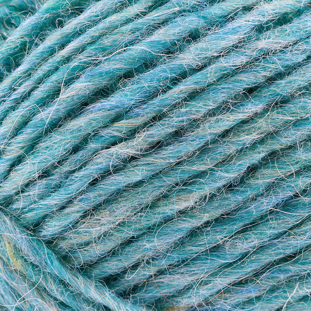 Istex Lopi Lettlopi 1404 Glacier Blue - detail van het garen