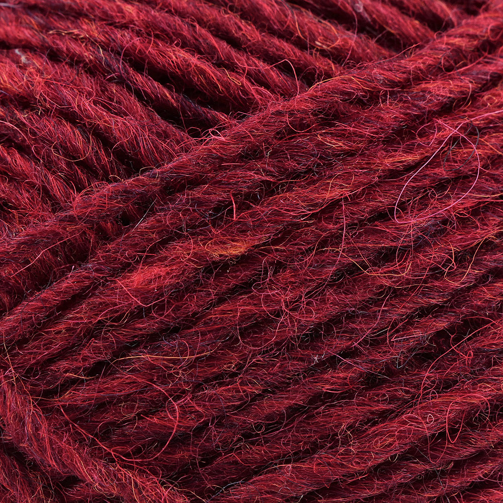 Istex Lopi Lettlopi 1409 Garnet Red - detail van het garen