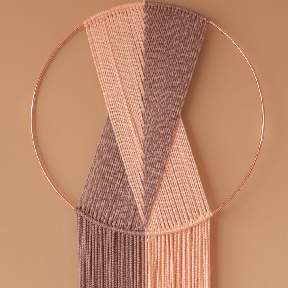 Weave it wall hanging — gemaakt met Macramé Patroon Yarn and Colors Weave it Wall Hanging (2)
