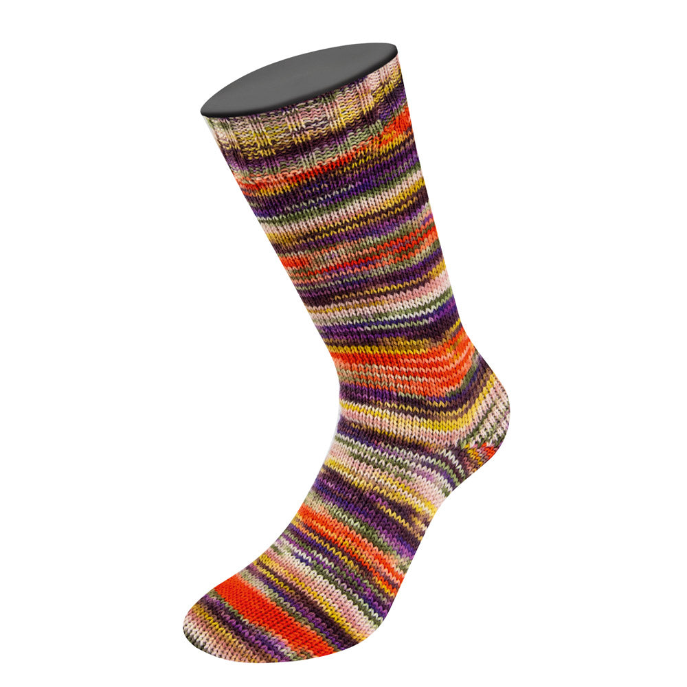 Gebreide sok van Lana Grossa Meilenweit 100 Cascata 5204 met zelfstrepende kleuren Rood / Roze / Violet / Licht- / Donkerolijf / Geel / Oranje / Donkerrood / Mokka - Lana Grossa Meilenweit 100 Cascata 5204 Rood/Roze/Violet/Licht-/Donkerolijf/Geel/Oranje/Donkerrood/Mokka