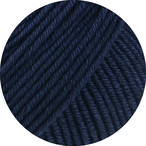 Lana Grossa Merino Piú 009 Nachtblauw - kleurdetail van bol garen