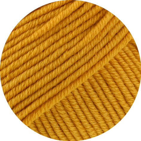 Lana Grossa Merino Piú 021 Saffraangeel - kleurdetail van bol garen