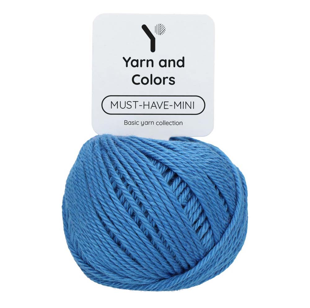 Yarn and Colors Must-have Minis 067 Pacific Blue - bol garen in deze kleur