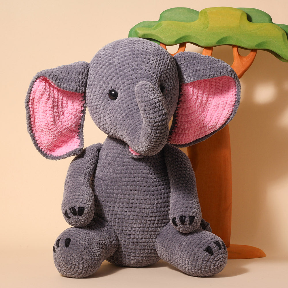 Olifant fred yarnzoo — gemaakt met Olifant Fred Haakpakket - YarnZoo amigurumi (2)