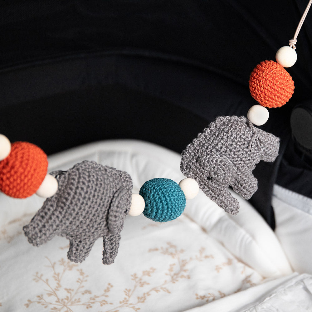 Babyspullen — gemaakt met Olifantjes wagenspanner – Go Handmade Sensory Kit Haakpakket