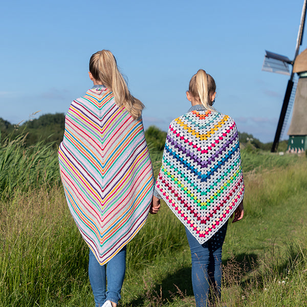 Pretty colour only love — gemaakt met Only Love Omslagdoek Haakpakket