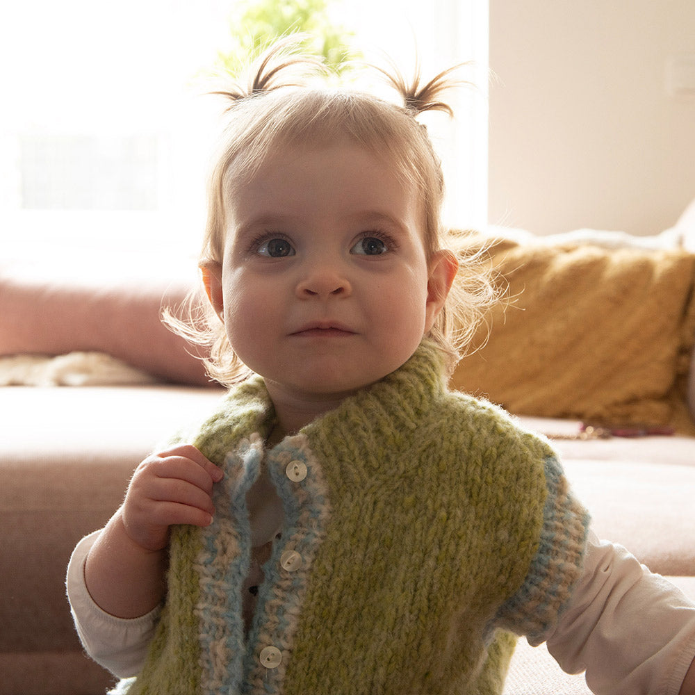 Piuma mini me — gemaakt met Piuma Mini & Me vest (Kind) Garen- en Breipakket (11)