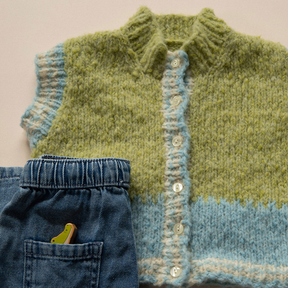 Piuma mini me — gemaakt met Piuma Mini & Me vest (Kind) Garen- en Breipakket (5)