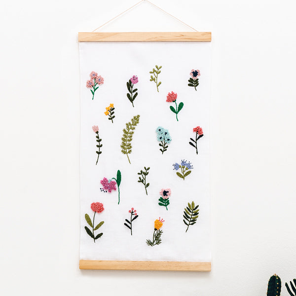 Bloemen muurhanger — gemaakt met Rico Sticktwist Borduurgaren 8m (2)