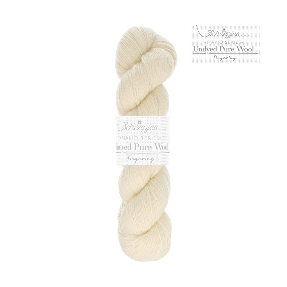 Met label — gemaakt met Scheepjes Nakid S. Undyed Pure Wool Fingering