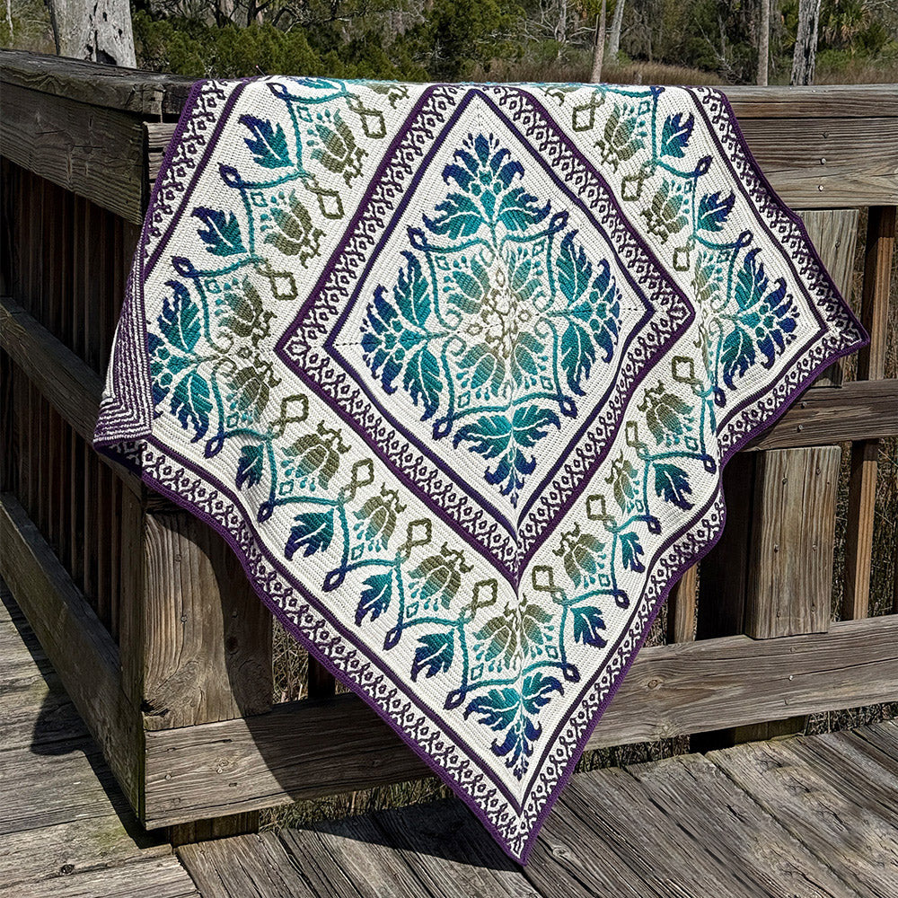 Petalique blanket — gemaakt met Scheepjes Petalique MAL Deken Whirl / Whirlette (2)