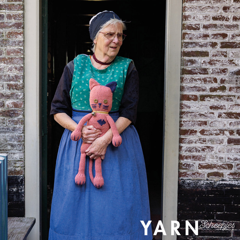 Yb photos with logos sq — gemaakt met Scheepjes YARN Bookazine (26)