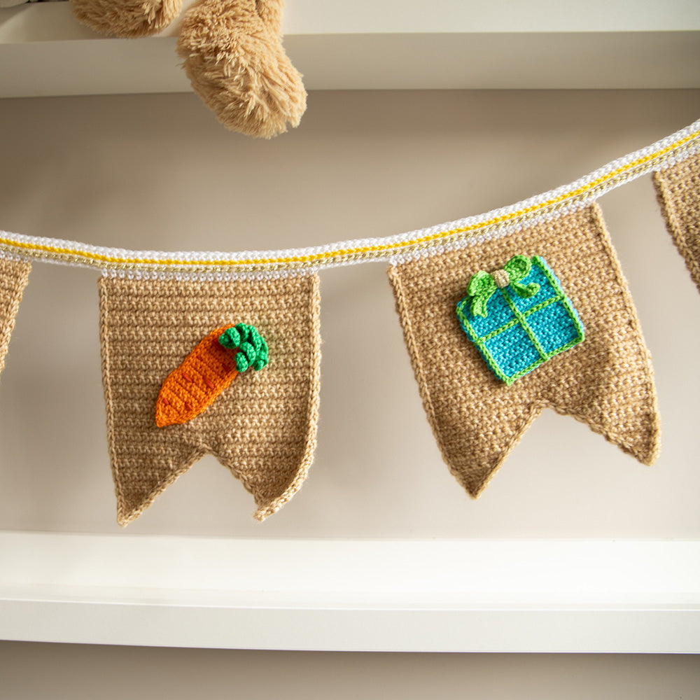 Vlaggen — gemaakt met Sinterklaas Slinger Haakpakket (2)