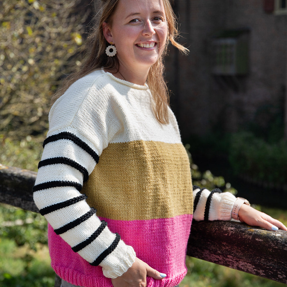 Striped color jumper — gemaakt met Striped Jumper Color Block Super Amazing Garen- en Breipakket (3)
