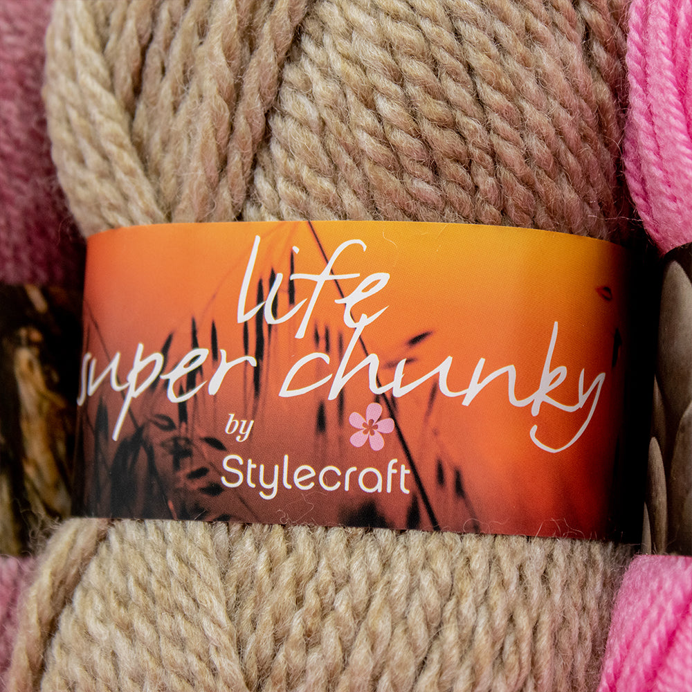 Sfeerbeeld met Stylecraft Life Super Chunky - Nepp shades (3)