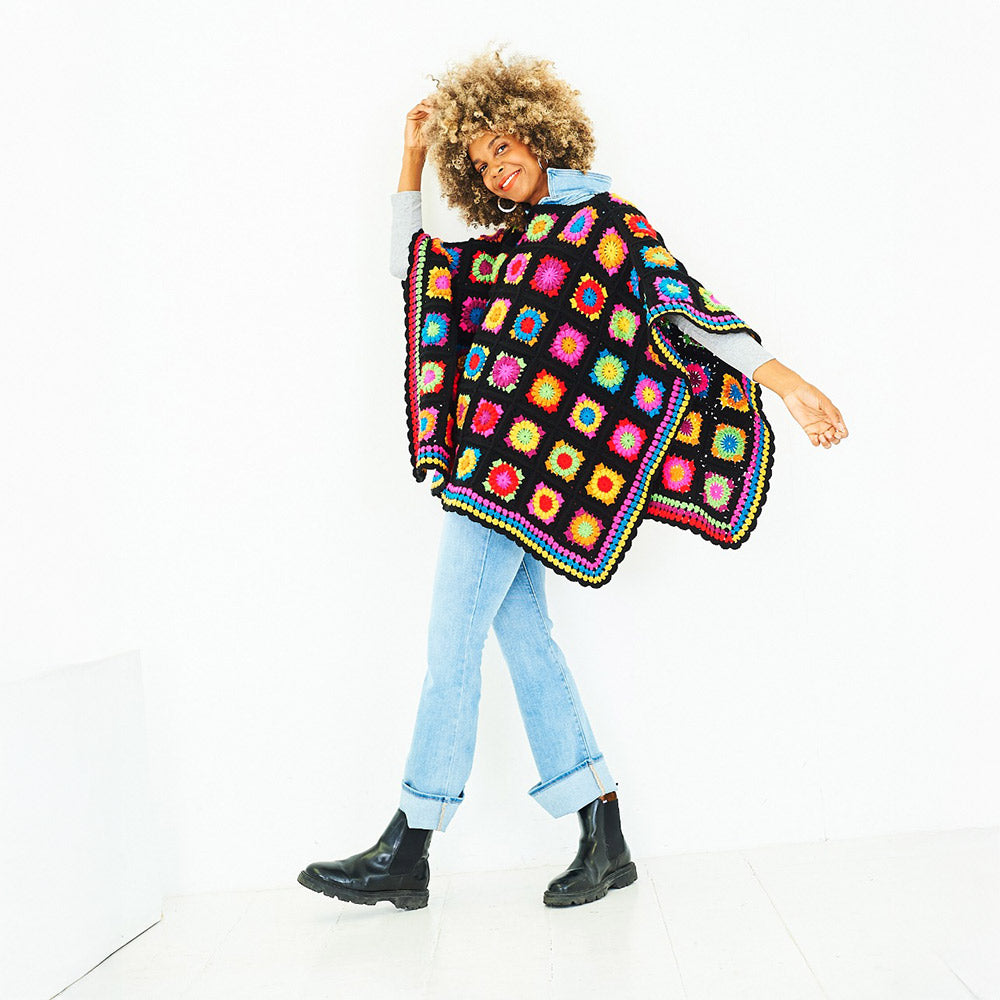 Festival poncho — gemaakt met Stylecraft MAL Festival Poncho in DK Haakpakket