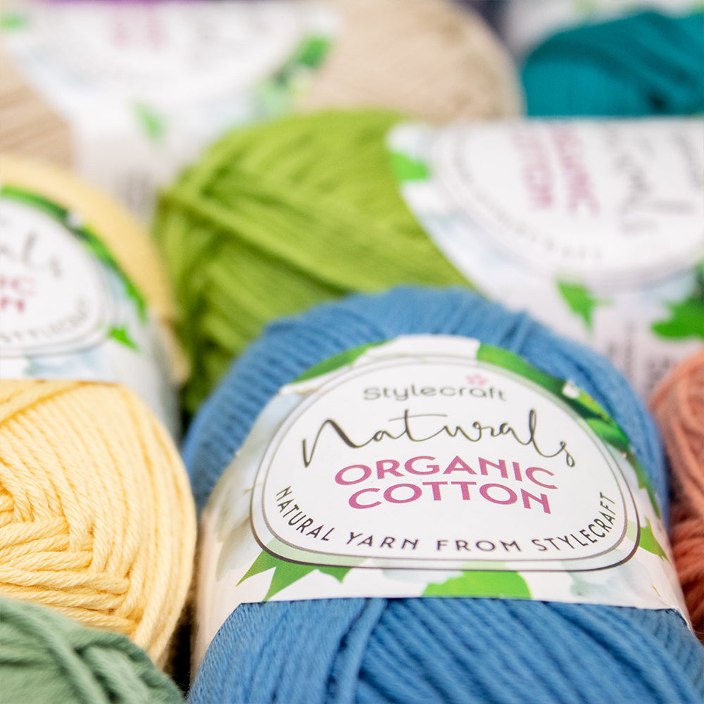 Sfeerbeeld met Stylecraft Naturals - Organic Cotton DK (8)