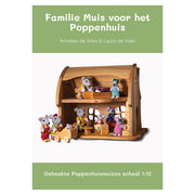 Familie Muis voor het Poppenhuis