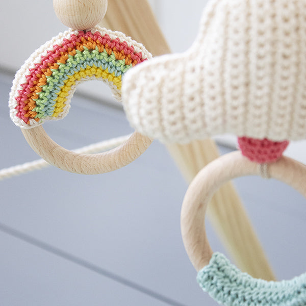 Wolplein Regenboog Babygym Haakpakket (4)
