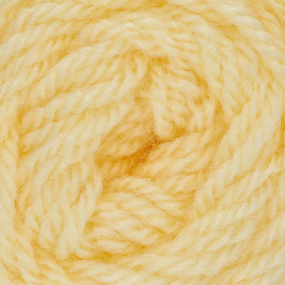 Yarn and Colors Amazing 010 Vanilla (2)