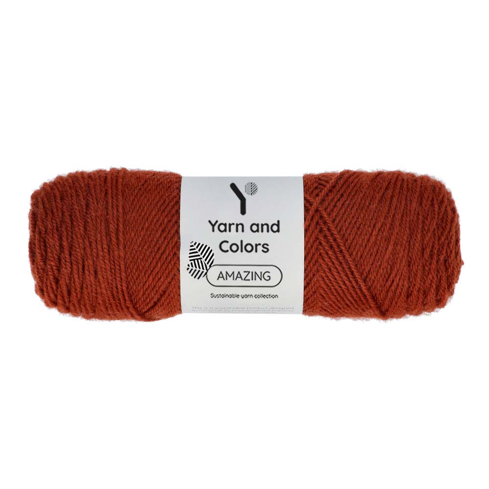 Yarn and Colors Amazing 024 Chestnut - bol garen in deze kleur