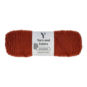 Yarn and Colors Amazing 024 Chestnut - bol garen in deze kleur