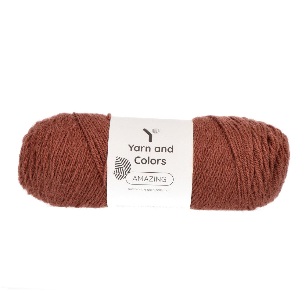 Yarn and Colors Amazing 027 Brunet - bol garen in deze kleur