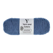 Yarn and Colors Amazing 061 Denim - bol garen in deze kleur