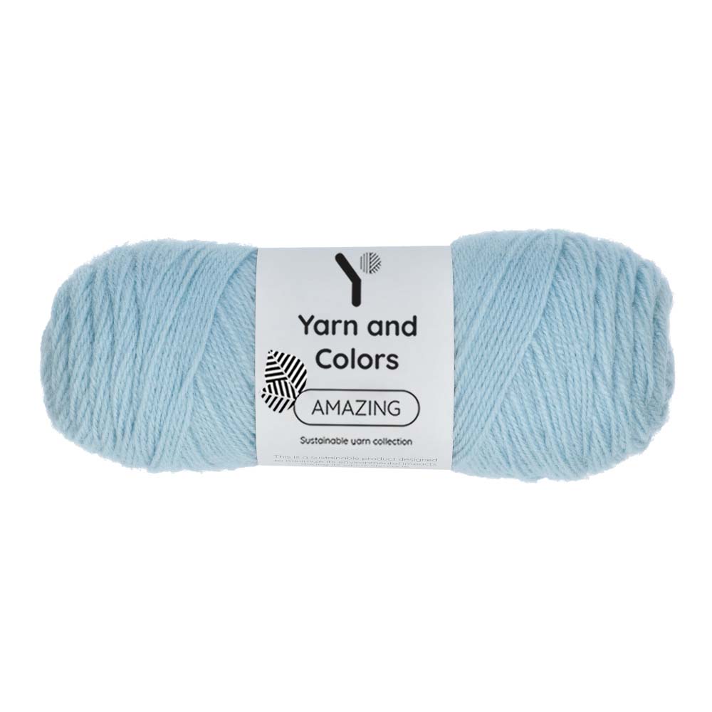 Yarn and Colors Amazing 063 Ice Blue - bol garen in deze kleur