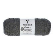 Yarn and Colors Amazing 098 Graphite - bol garen in deze kleur