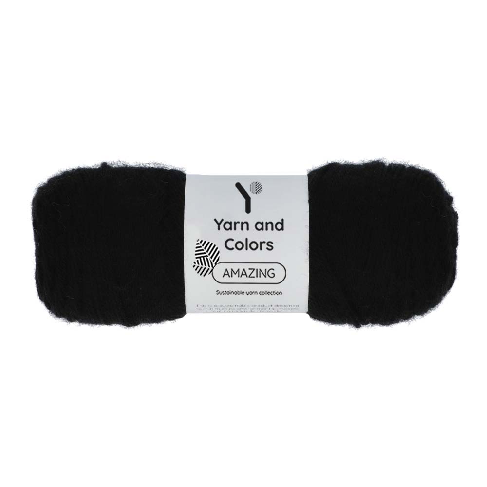 Yarn and Colors Amazing 100 Black - bol garen in deze kleur