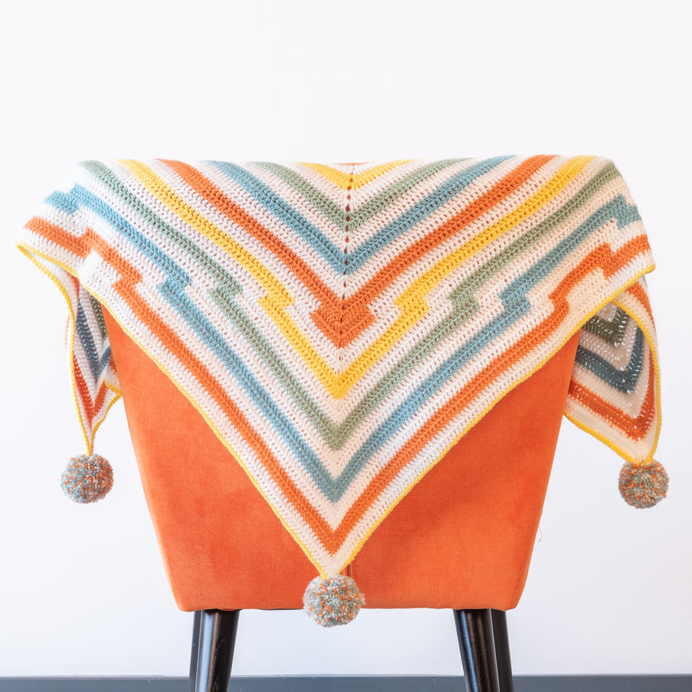 Yarn and Colors Amazing Square Darts Blanket Haakpakket (5)