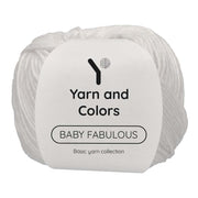 Yarn and Colors Baby Fabulous 001 White - bol garen in deze kleur