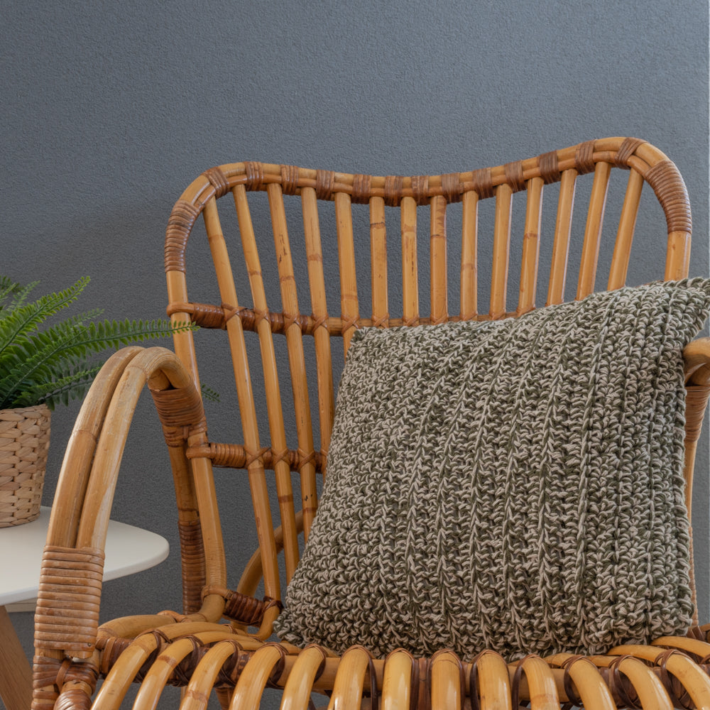 Yarn and Colors Be Gentle Cushion Haakpakket (3)