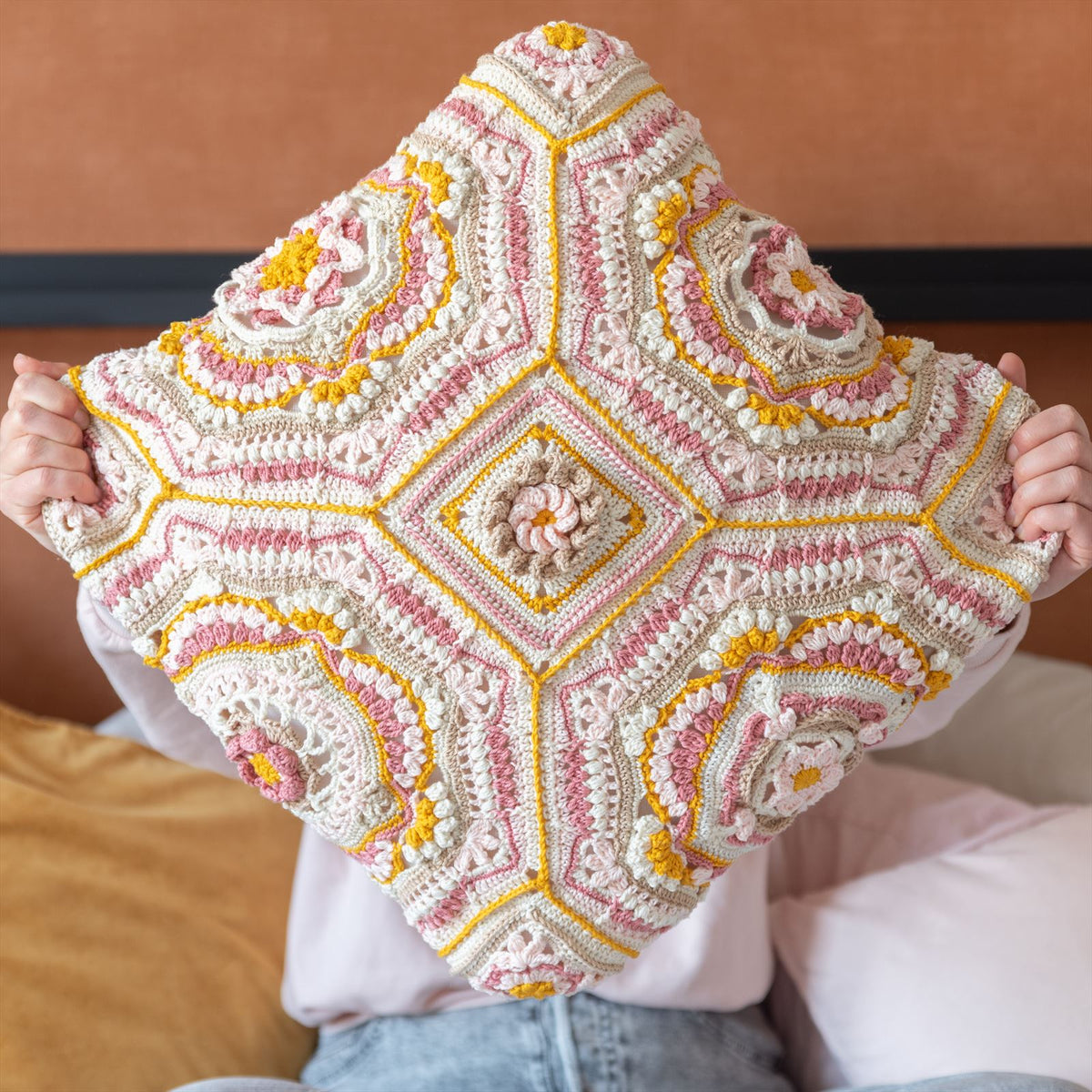 Yarn and Colors CAL Island Stroll Pillow Garenpakket