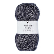Yarn and Colors Charming 059 Dark Blue - bol garen in deze kleur