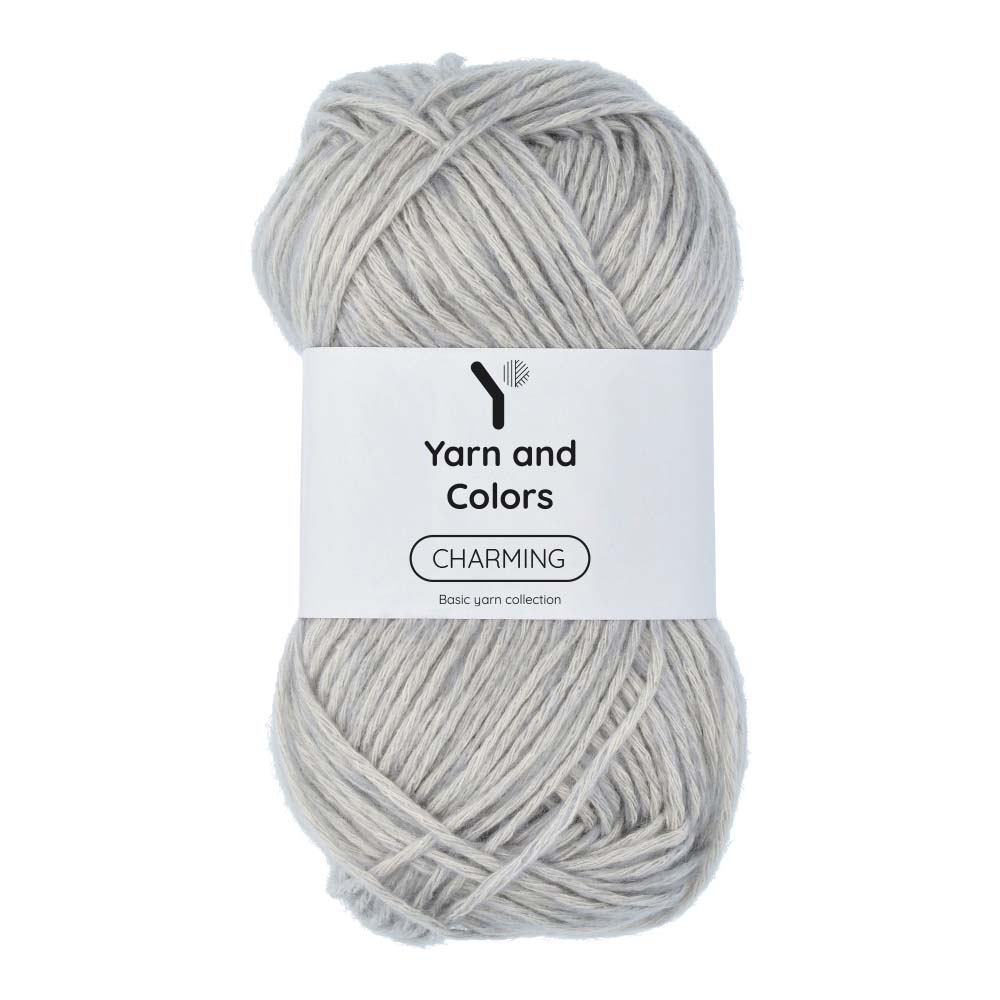 Yarn and Colors Charming 095 Soft Grey - bol garen in deze kleur
