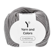 Yarn and Colors Cheerful 096 Shark Grey - bol garen in deze kleur