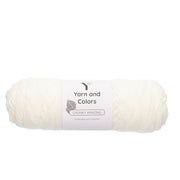 Yarn and Colors Chunky Amazing 001 White - bol garen in deze kleur